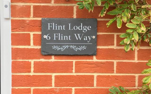 Flint Lodge