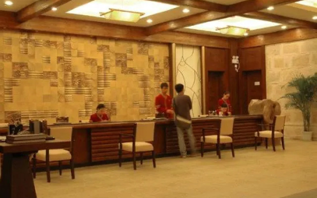 Longsheng Hot Spring Resort
