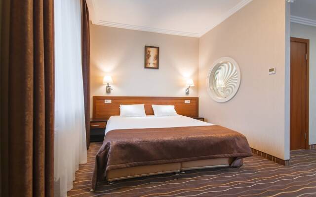 Abri Hotel