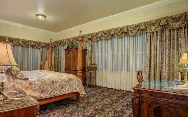 Davenport Hotel, Autograph Collection