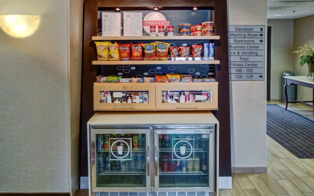 Hampton Inn by Hilton Dunn