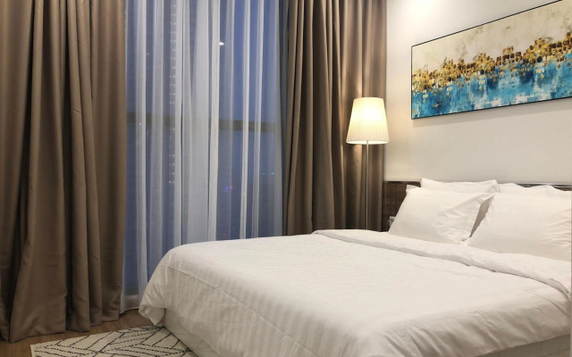 Luxury Condotel 2BR Vinhomes Skylake Keangnam
