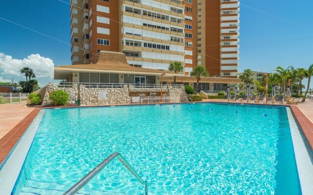 Redington Towers 406 by Vtrips