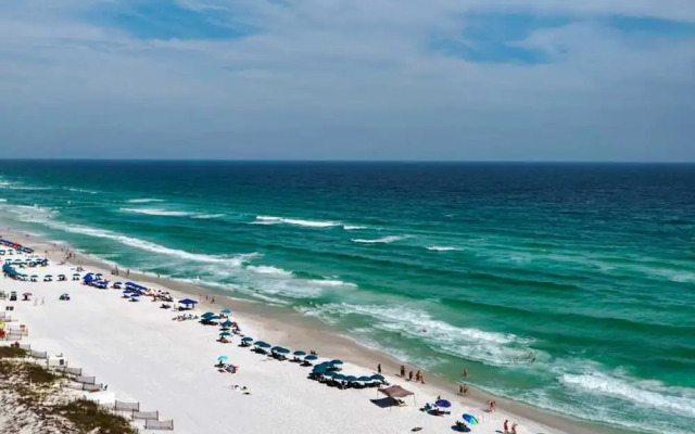 Pelican Beach Resort 1201