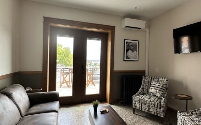 The Lodge Luxury Suites