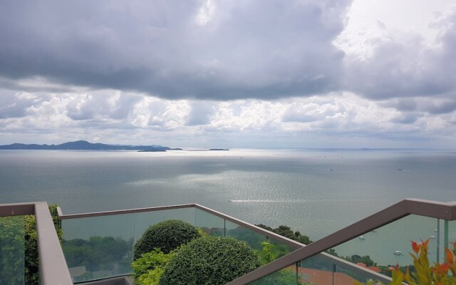The Peak 1BR-1708 by Pattaya Holiday