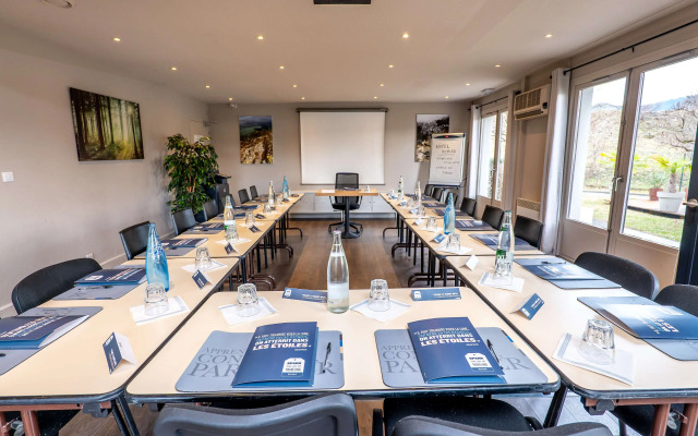 Kyriad Digne les Bains