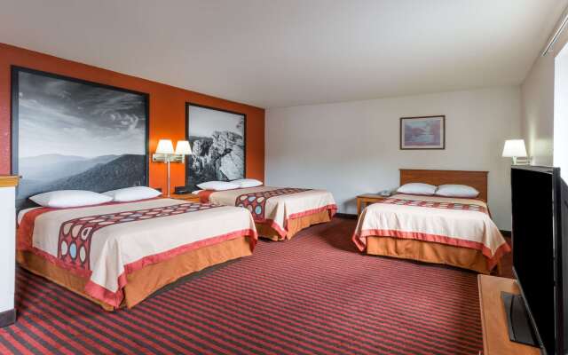 Super 8 by Wyndham Dumfries/Quantico