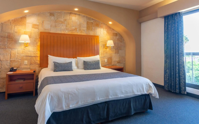 Hotel Flamingo Inn