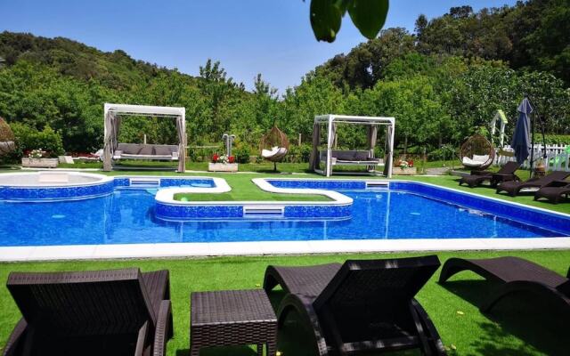 Villa Subic