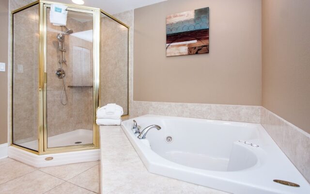 Crb1214 3 Bedroom Condo