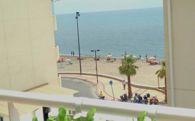 Seaview Fuengirola Apartment by JITKey
