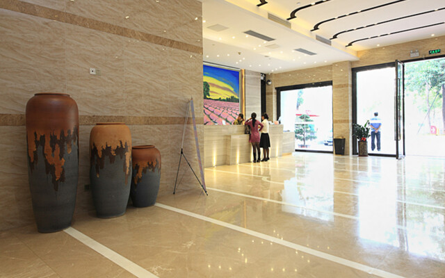 Lavande Hotel Guangzhou Zhongshanba Metro Station Branch