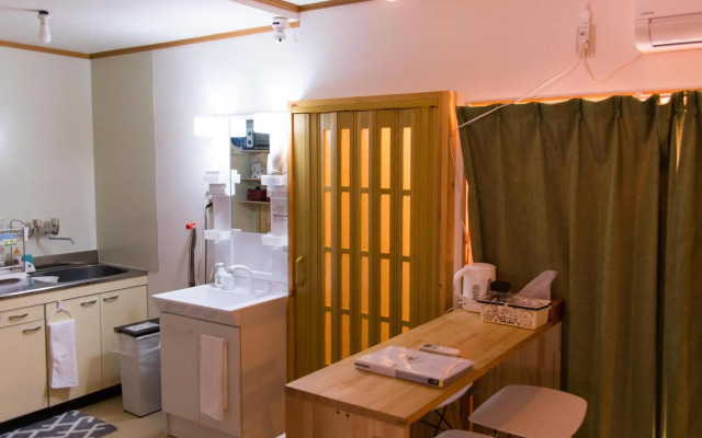 Traditional Apartment - Hostel