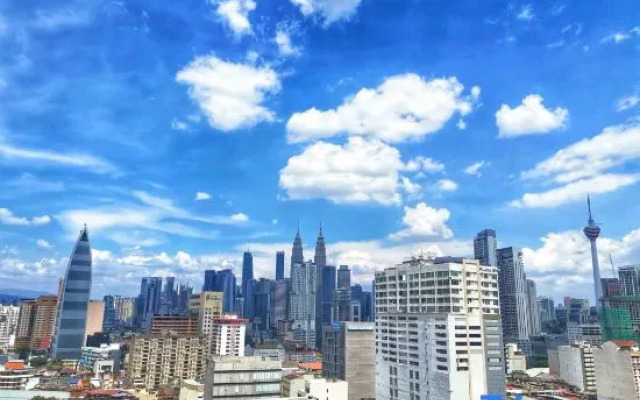 Chamber Residence Klcc view with balcony