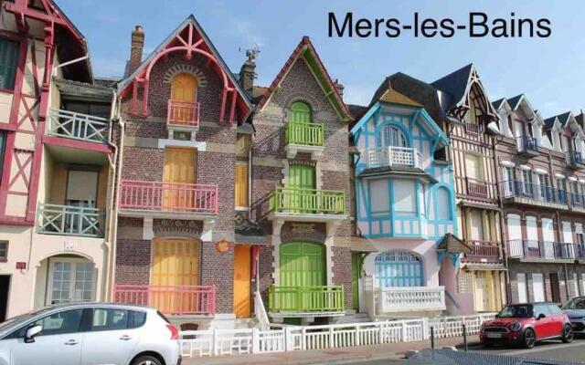 Appartement avec cour à 50m de la plage