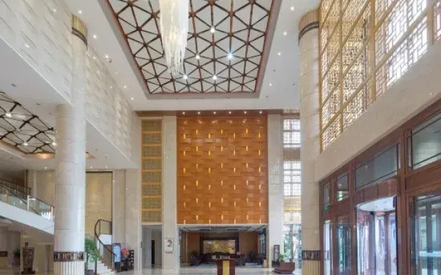 Qilu Jiudi Yujing Hotel