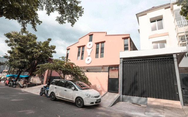 Super OYO 160 Lontar Residence