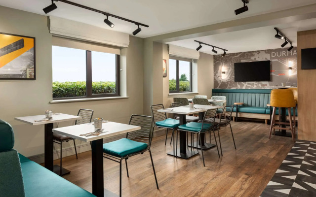 Super 8 by Wyndham Durham