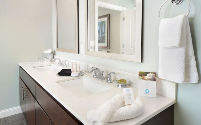 Pavilion Grand Hotel