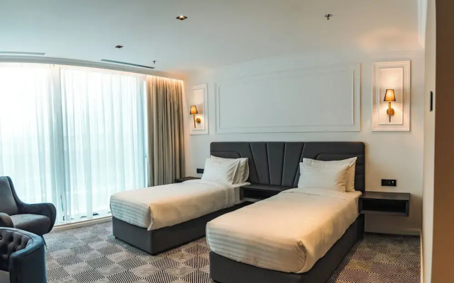Sky Airport Hotel