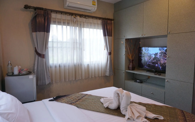 Phuruaboutique Hotel & Saunas