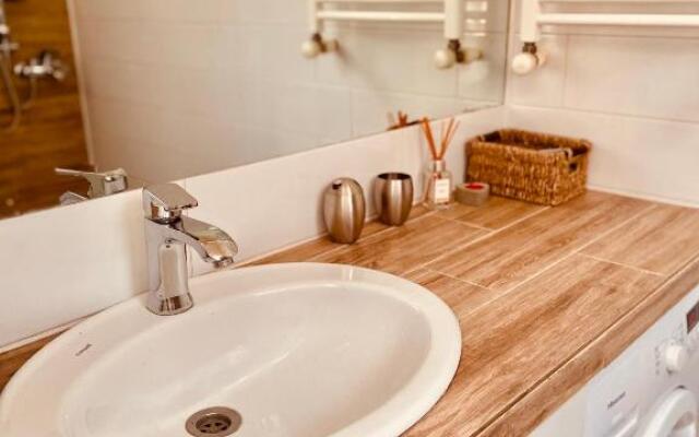 Apartment With Yard In Old Tbilisi