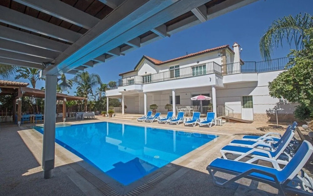 Papas Villa AQ An75