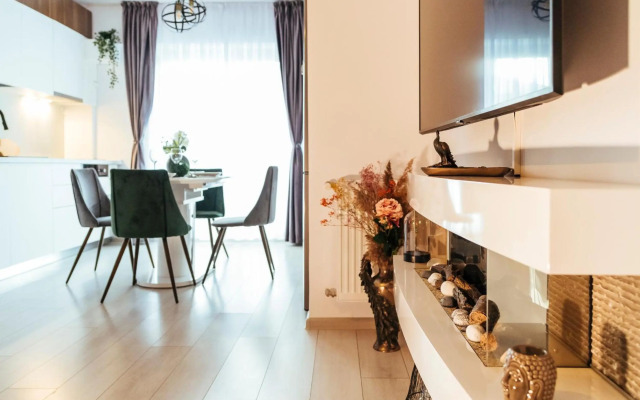 Cozy Special Pallady Apartament with Heated Courtyard