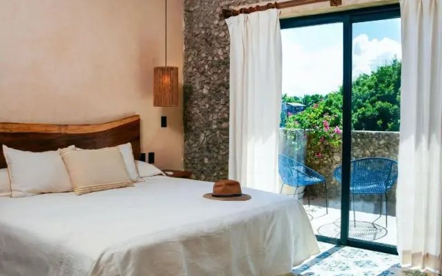 Mero Mero Hotel