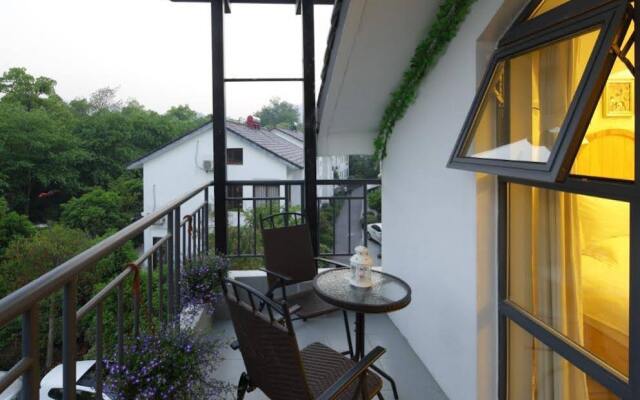 V Theme Inns Hangzhou Lingyin Villa Branch