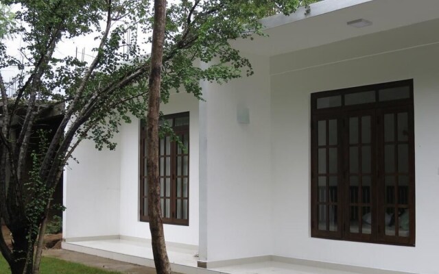 Hotel Chanara