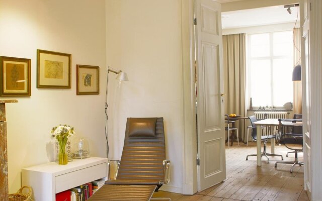B&B Alphabet - Luxury Guesthouse and Art Gallery