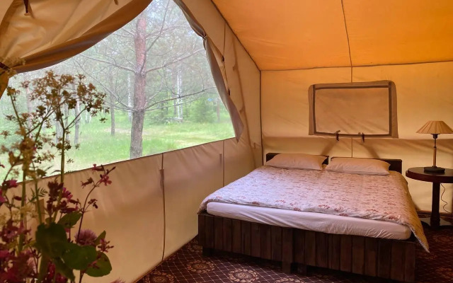 Лесосад Евгения Юма