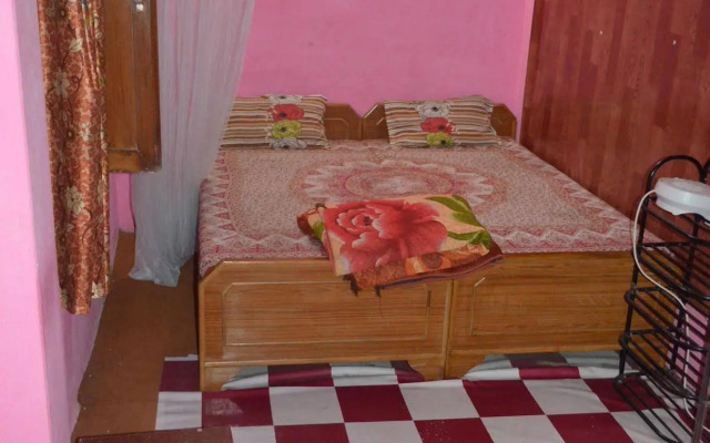 Somit Paying Guest House