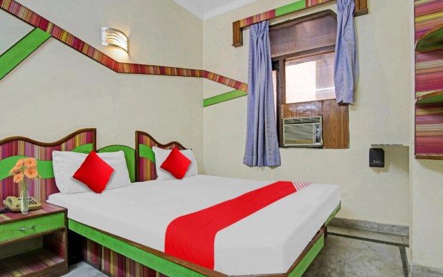 Flagship 70147 Hotel Br International