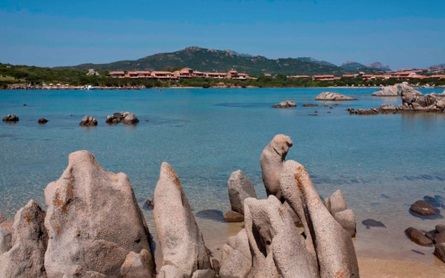 Baia de Bahas Residence