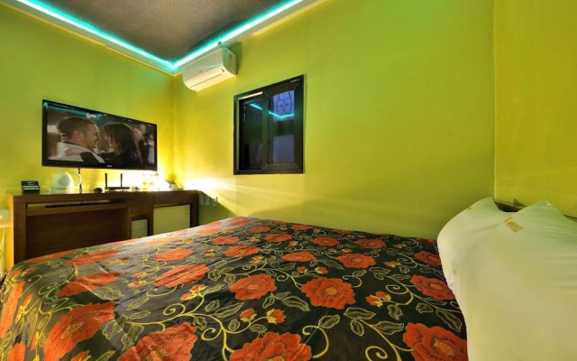 SS Motel