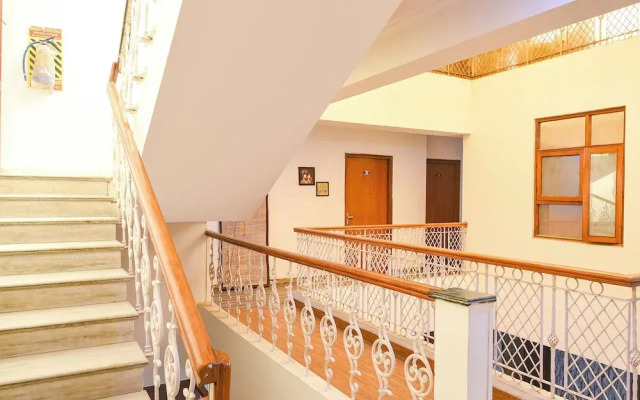 Fabhotel Prime The Everest 30