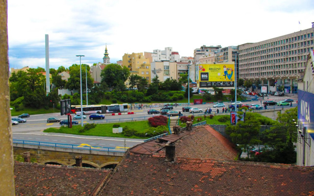 Comfortable apartment in city hub