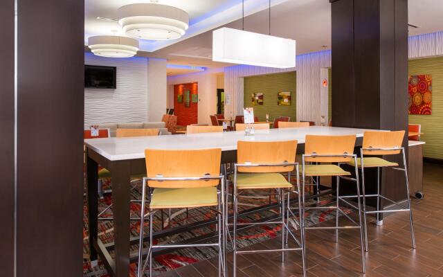 Holiday Inn Express Hotel & Suites Monroe, an IHG Hotel