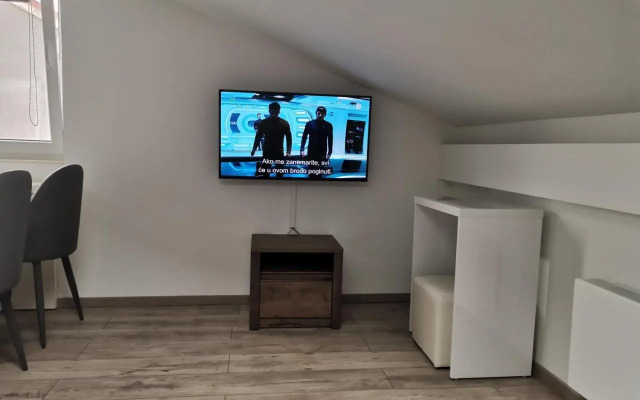Seasons apartmani