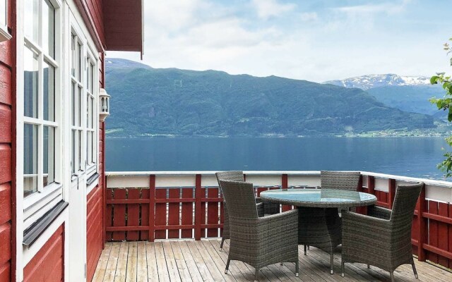 8 Person Holiday Home in Leikanger