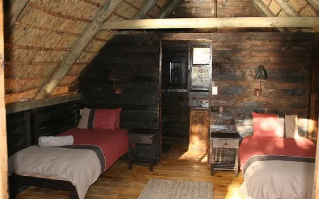 Round The Bend Lodge