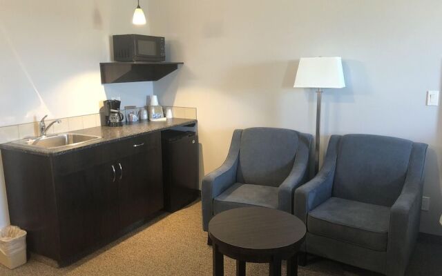 R & R Lakeview in Hardisty