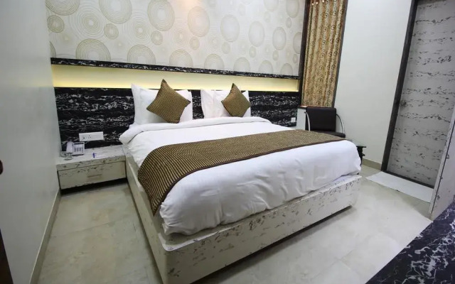 OYO 2456 Hotel Narayan Inn
