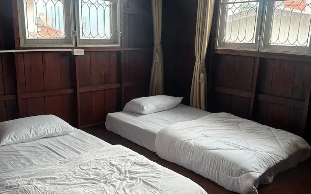 Once Again Hostel in chaing mai