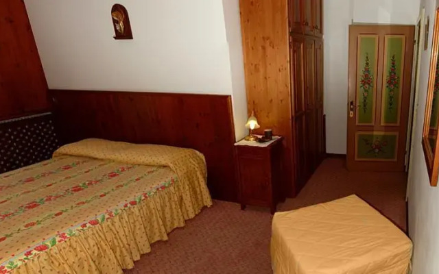 Hotel Corona Ferrea