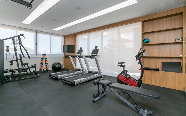 Vista parcial do MAR na varanda em Jurerê #JA24