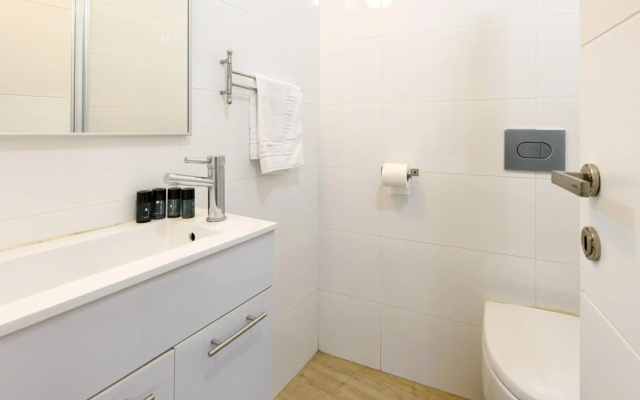Great 3 Bedroom Apartment in The Heart of Tel Aviv